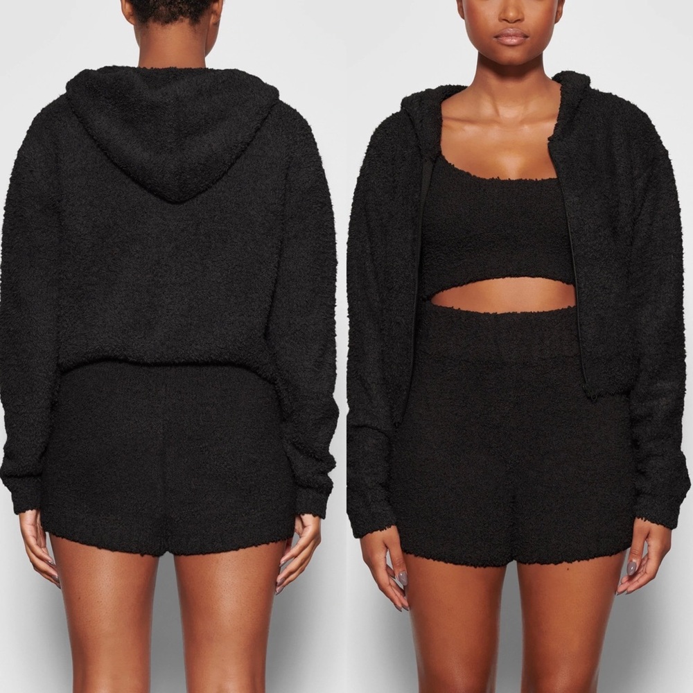 🧸SKIMS COZY KNIT ZIP UP HOODIE